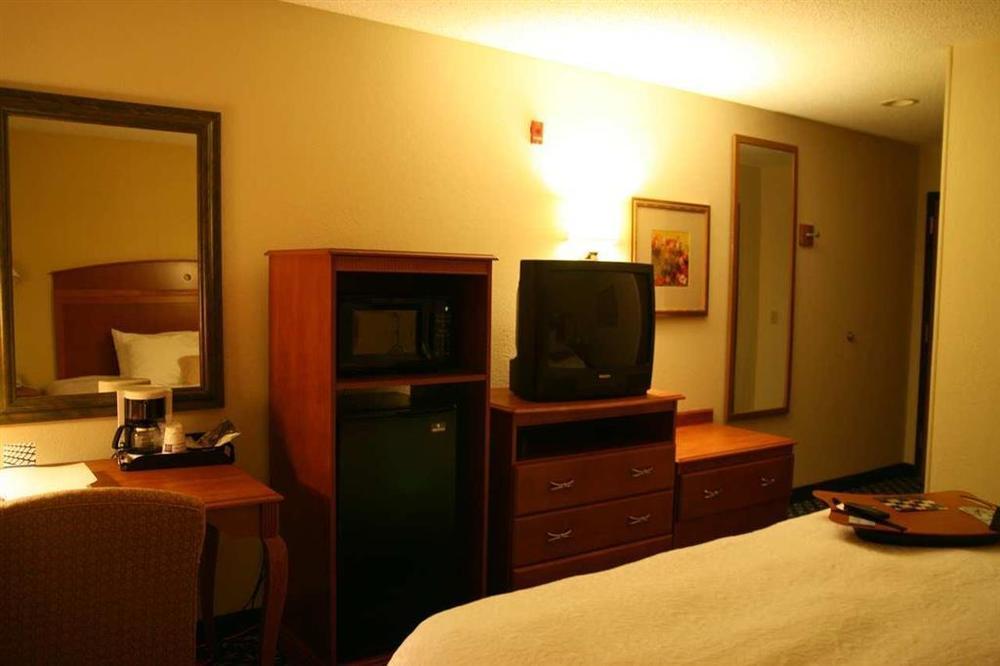 Hampton Inn Minneapolis-Burnsville Room photo